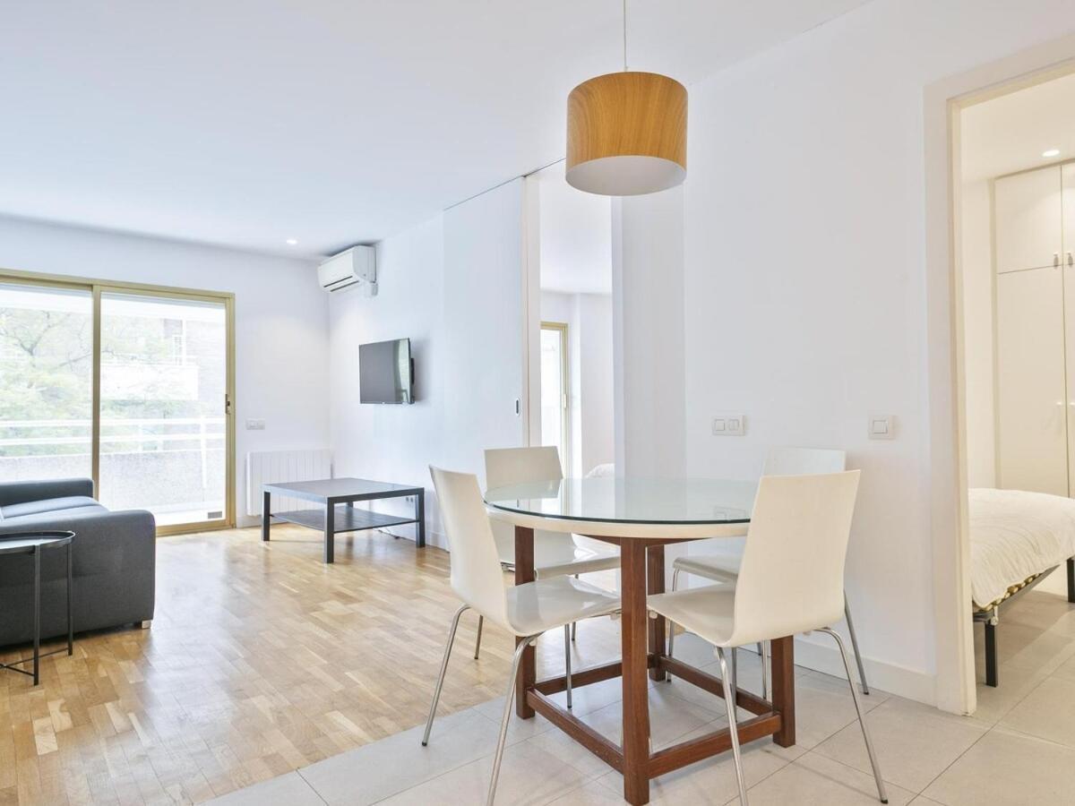 Winahost Pedralbes Apartment *
